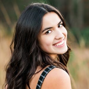 Meet your Posher, Caroline